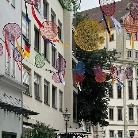 Goldenkey Am Rathausplatz Neu Eingerichtet Apartamento Augsburg